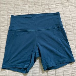 Lululemon 6 inch align shorts